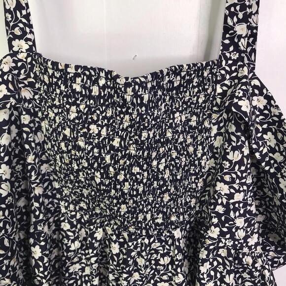 Torrid Top Womens 4X Square Neck Smocked Micro Florals Tie Straps Tank Boxy - Picture 3 of 9